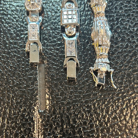 Silver Jewelry Set - Picture 4 of 6